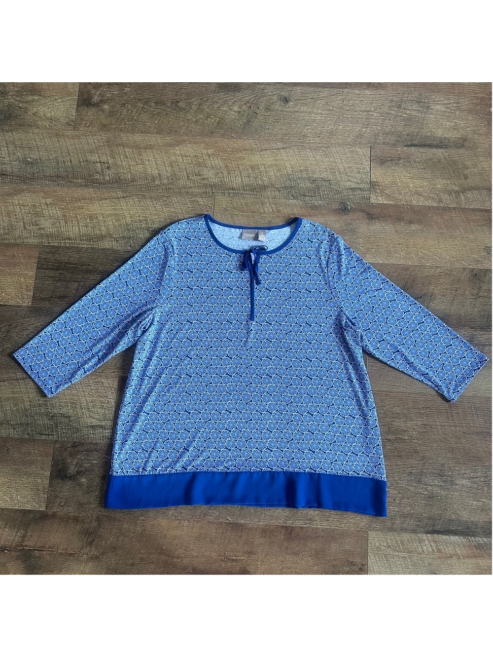 Women's Chico's Top Size 3 Blue Floral Print 3/4 Sleeve Summer